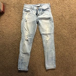 AEO Distressed Sateen Ankle Jegging